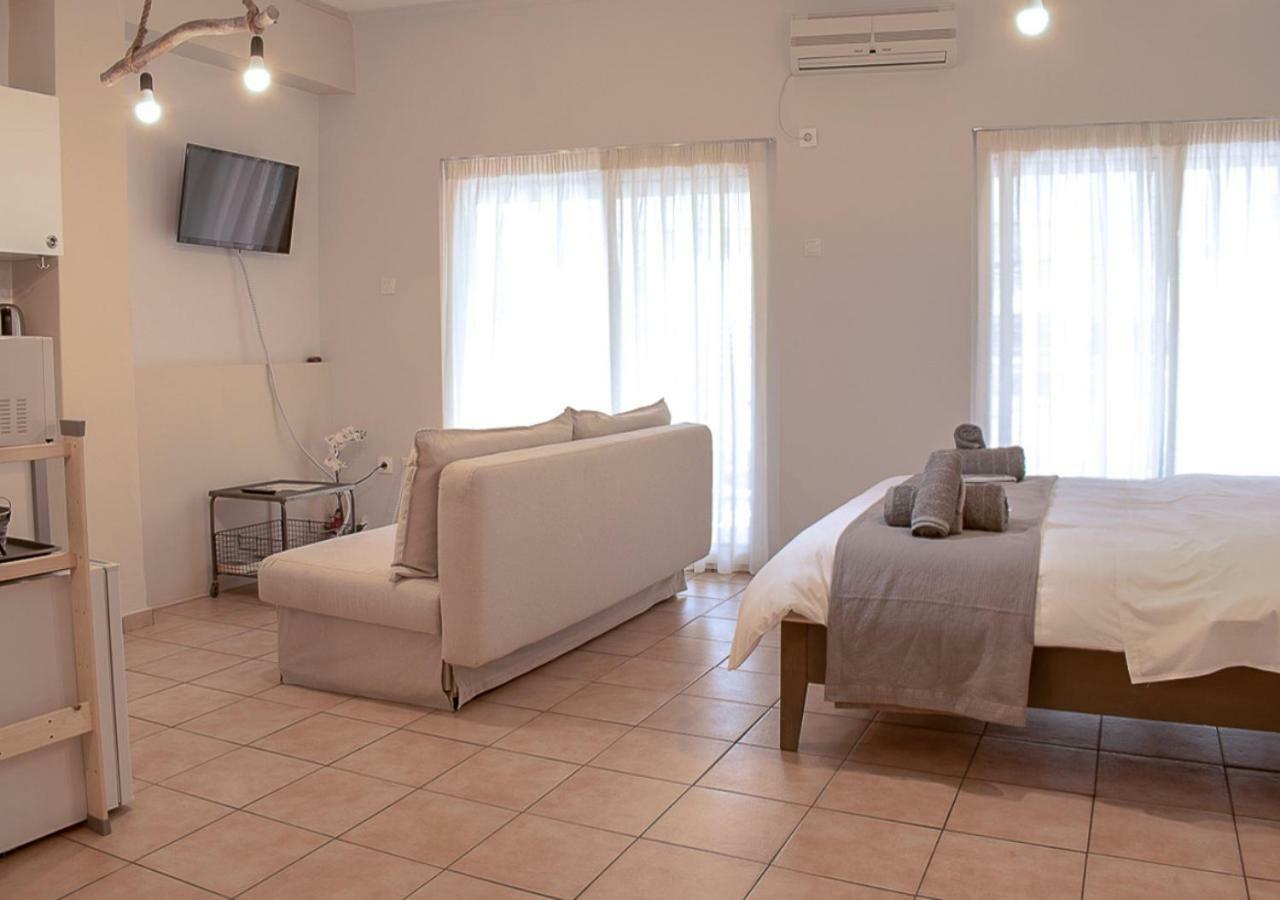 Athens Modern Minimalistic Sunny Studio With Balcony Apartment ภายนอก รูปภาพ