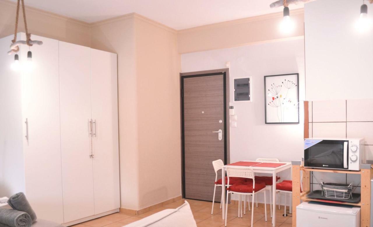 Athens Modern Minimalistic Sunny Studio With Balcony Apartment ภายนอก รูปภาพ